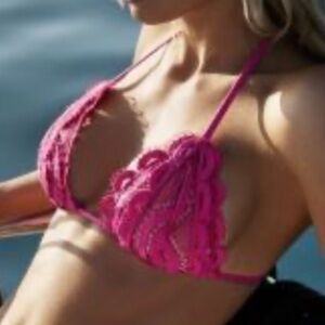 PQ Swim Cosmo Pink Lace Tri-Top - Size Large.